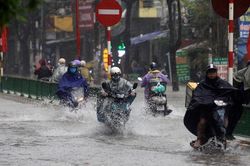 Dự báo thời tiết ngày 28/7: Mưa dông bao phủ khắp cả nước