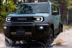Land Cruiser FJ gia nhập thị trường Việt Nam, giá từ 1,198 tỷ đồng