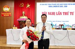 &Ocirc;ng Nguyễn Đ&igrave;nh Vĩnh giữ chức Chủ tịch Ủy ban MTTQ Việt Nam TP Đ&agrave; Nẵng