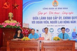 X&atilde; B&igrave;nh Minh: Đối thoại để lắng nghe, đồng h&agrave;nh c&ugrave;ng người lao động