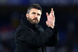 Trí tuệ thầm lặng Michael Carrick