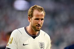 Bayern Munich ra quyết định với Kane