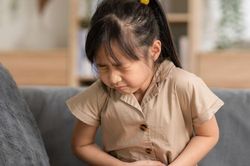 Không phải cứ đi tiêu nhiều là tiêu chảy, bác sĩ chỉ cách nhận biết