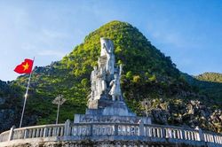 Biểu tượng tuổi trẻ trên Cao nguyên đá thành điểm du lịch