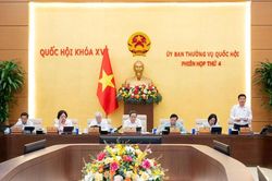 Ủy ban Thường vụ Quốc hội cho ý kiến về dự án Luật Kinh doanh bất động sản (sửa đổi)