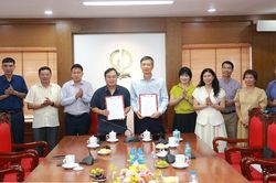 NXBGDVN phối hợp n&acirc;ng cao chất lượng s&aacute;ch điện tử v&agrave; học liệu số