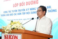 N&acirc;ng cao kỹ năng truyền th&ocirc;ng cho hơn 1.200 c&aacute;n bộ Mặt trận