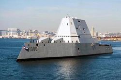 Mỹ cố gắng cứu vãn 'dự án thảm họa' tàu khu trục Zumwalt bằng vũ khí mới