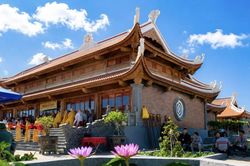 Tiếng chuông chùa ở Trường Sa - Kỳ 1: Giữ hồn Việt nơi đầu sóng