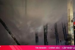 Khống chế vụ ch&aacute;y nh&agrave; d&acirc;n ở Hương Kh&ecirc;