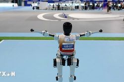 Mỹ thông báo cấm nhập khẩu robot hình người