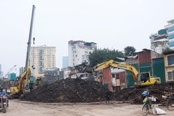 Hà Nội siết quản lý chất thải xây dựng, tăng cường giám sát bằng GPS và camera