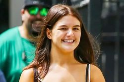 Lý do khiến Suri Cruise - con gái của tài tử Tom Cruise cắt đứt mối liên hệ pháp lý với cha ruột