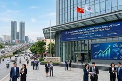 Xây dựng thị trường tài chính đồng bộ, hiện đại