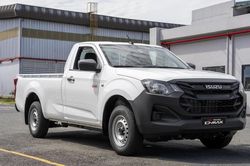 Isuzu ra mắt xe bán tải cabin đơn, giá dưới 500 triệu đồng