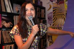 Olivia Rodrigo tiết lộ ca khúc khiến cô bật khóc ngay sau khi hoàn thành