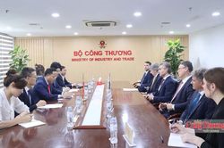 Thứ trưởng Nguyễn Ho&agrave;ng Long tiếp Bộ trưởng Bộ Ngoại giao Litva