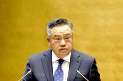 Những điểm mới trong Quy định về những điều đảng viên không được làm