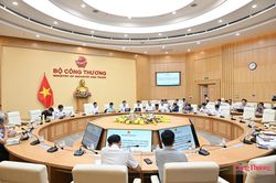 Bộ trưởng L&ecirc; Mạnh H&ugrave;ng: Chủ động mọi kịch bản, bảo đảm đủ điện năm 2027