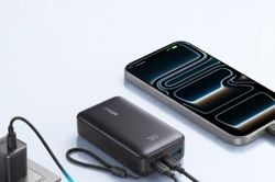 Anker Zolo Power Bank 10K 30W: Ba cổng sạc nhưng giới hạn công suất khi dùng đồng thời