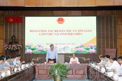 Đoàn công tác Bộ Dân tộc và Tôn giáo làm việc với tỉnh Điện Biên