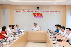 Phó Bí thư Thường trực Tỉnh ủy Hoàng Giang kiểm tra tiến độ hoàn thiện hồ sơ Trường Chính trị tỉnh đạt chuẩn mức 2