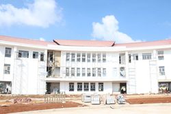 Lâm Đồng đẩy nhanh tiến độ xây dựng 2 trường nội trú liên cấp trước năm học mới