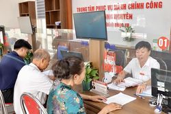 Xây dựng nền hành chính chuyên nghiệp, minh bạch, gần dân