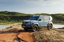 Toyota trình làng SUV địa hình Land Cruiser FJ tại Việt Nam, chốt giá 1,198 tỷ