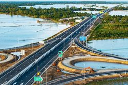 Cần Thơ ưu tiên nguồn vốn cho hạ tầng giao thông