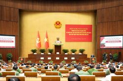 Phải đặt con người vào vị trí trung tâm, chủ thể, mục tiêu và động lực