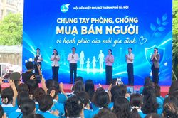 Phụ nữ Hà Nội là nối dài 'lá chắn' phòng, chống mua bán người