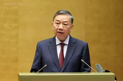 Tổng B&iacute; thư, Chủ tịch nước T&ocirc; L&acirc;m: Phải chuyển mạnh hơn nữa, nhanh hơn nữa từ quản l&yacute; sang phục vụ, kiến tạo