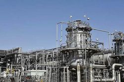 Giá dầu tiếp tục giảm do tín hiệu tích cực về đàm phán Mỹ - Iran: Xu hướng mong manh khi căng thẳng chưa được giải quyết triệt để