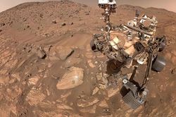 NASA 'đến rất gần' sự sống ngoài hành tinh