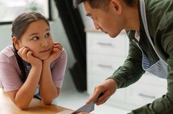 Cha mẹ đừng bỏ lỡ: 8 biểu hiện của trẻ có tư duy sáng tạo vượt trội