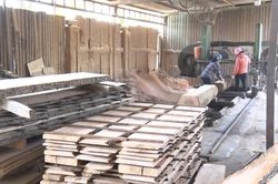 Phạt đến 20 triệu đồng nếu không cho lao động nữ nuôi con nhỏ nghỉ 60 phút mỗi ngày