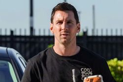 Messi gây chú ý ngày trở lại