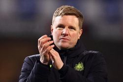 HLV Eddie Howe bất ngờ rời Newcastle
