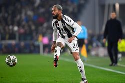 Kế hoạch đổi người giữa MU và Juventus