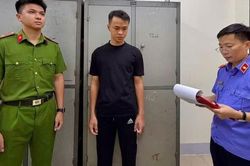 Đang hưởng án treo giả danh công an cưỡng đoạt tiền
