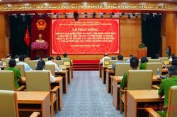 Cao Bằng phát động cao điểm vận động toàn dân giao nộp vũ khí, vật liệu nổ