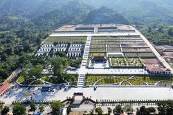 Vị Xuyên đón hơn 19 nghìn lượt người về tri ân các Anh hùng liệt sĩ