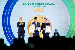 Bệnh viện Mắt Sài Gòn Cần Thơ đạt chứng nhận JCI - con dấu vàng chất lượng quốc tế