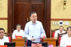 Chuyển trọng tâm thực hiện Nghị quyết số 57-NQ/TW sang tổ chức thực hiện và kiến tạo kết quả