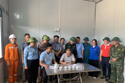 Lai Ch&acirc;u: B&agrave;n giao 7 ng&ocirc;i nh&agrave; cho người d&acirc;n x&atilde; Mường Than
