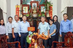 Lãnh đạo TPHCM thăm, tri ân gia đình đồng chí Võ Trần Chí