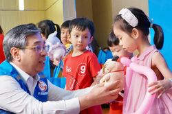 Phó Bí thư Thành ủy TPHCM Nguyễn Phước Lộc: Không để quyền được học tập của trẻ em bị gián đoạn vì bệnh tật