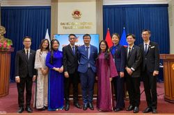 Tuổi trẻ nơi tiền tiêu đối ngoại