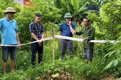 Xuất hiện hố 'tử thần' ở Ninh Bình, khuyến cáo người dân sơ tán
